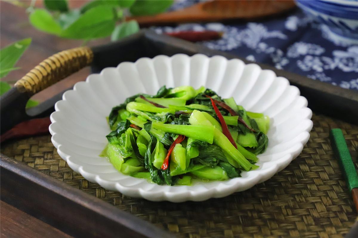 湘菜经典_炒青菜,色香味俱全的绿色盛宴(湘菜经典炒青菜图片) 湘菜经典_炒青菜,色香味俱全的绿色盛宴(湘菜经典炒青菜图片) 饮食拾萃