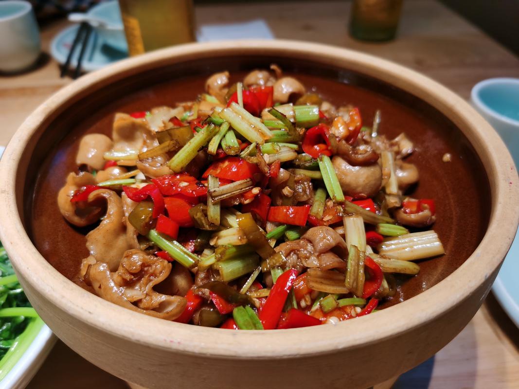 湘菜经典_菜薹炒腊肉,传统与创新交织的味蕾盛宴(菜薹炒腊肉是湘菜吗) 湘菜经典_菜薹炒腊肉,传统与创新交织的味蕾盛宴(菜薹炒腊肉是湘菜吗) 饮食拾萃