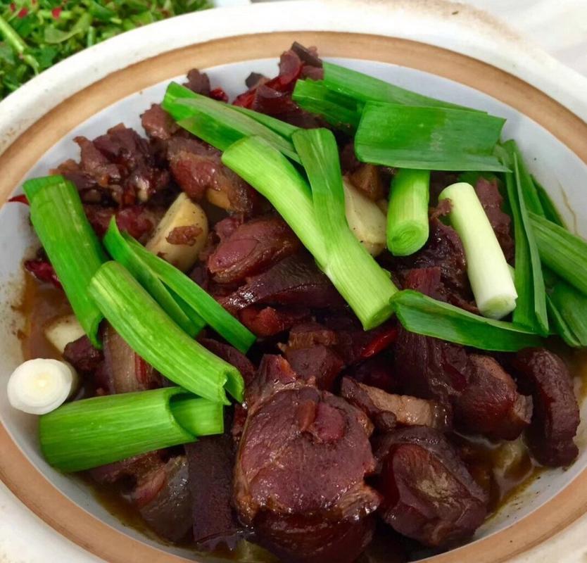湘菜经典_野猪肉的独特魅力,新鲜野猪肉的做法详解(湘菜新鲜野猪肉的做法) 湘菜经典_野猪肉的独特魅力,新鲜野猪肉的做法详解(湘菜新鲜野猪肉的做法) 饮食拾萃