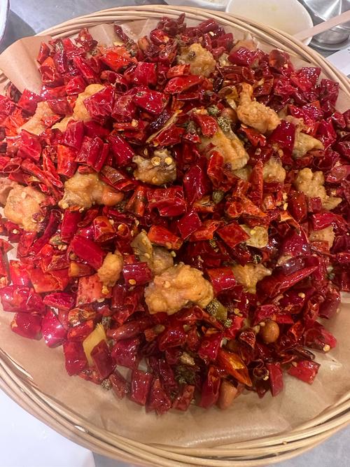 湘菜经典之作_水煮辣椒的独特魅力(水煮辣椒湘菜的做法大全) 湘菜经典之作_水煮辣椒的独特魅力(水煮辣椒湘菜的做法大全) 饮食拾萃