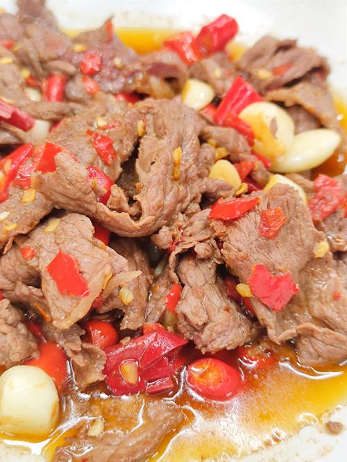 湘菜经典之作_辣炒牛肉末的独特魅力(湘菜辣炒牛肉末) 湘菜经典之作_辣炒牛肉末的独特魅力(湘菜辣炒牛肉末) 饮食拾萃