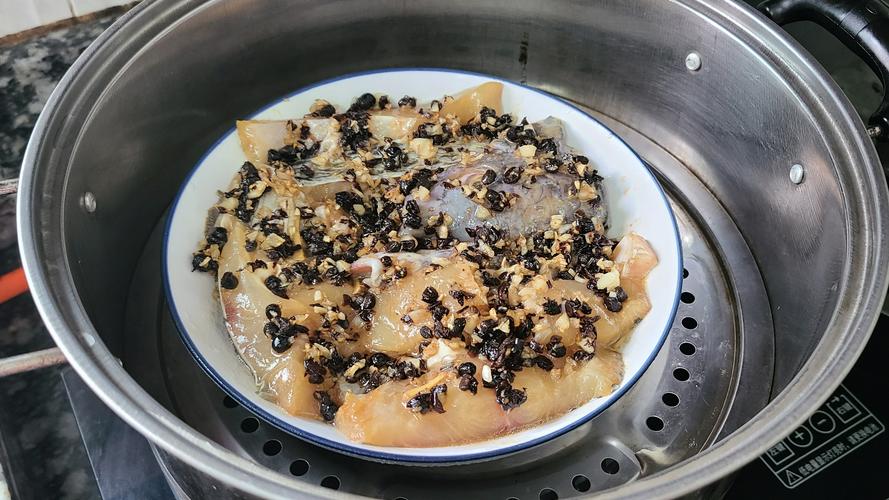湘菜豆豉鱼的独特魅力,传统工艺与现代美食的完美融合(湘菜豆豉鱼做法视频) 湘菜豆豉鱼的独特魅力,传统工艺与现代美食的完美融合(湘菜豆豉鱼做法视频) 饮食拾萃
