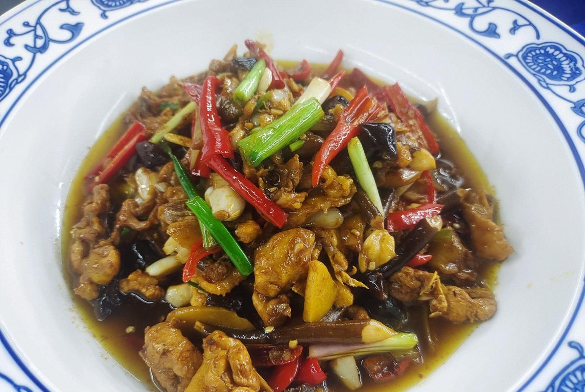 湘菜鸡名扬四海，巧取佳名韵味长_探寻湘菜鸡的命名艺术(做湘菜鸡怎么取名好听) 湘菜鸡名扬四海，巧取佳名韵味长_探寻湘菜鸡的命名艺术(做湘菜鸡怎么取名好听) 饮食拾萃