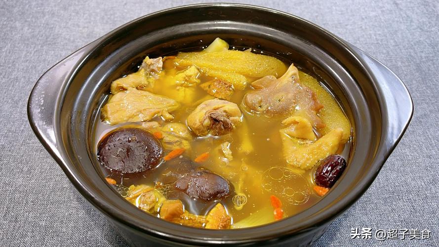 湘菜鸡炖之美,匠心独运，味道非凡(湘菜鸡怎么炖才好吃) 湘菜鸡炖之美,匠心独运，味道非凡(湘菜鸡怎么炖才好吃) 饮食拾萃