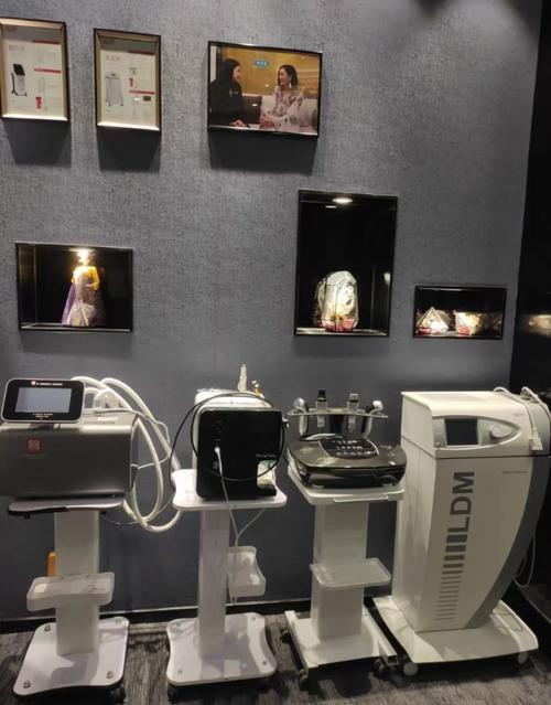 科技与美的邂逅,美容仪器展示背后的秘密与魅力_美容仪器展示怎么拍 科技与美的邂逅,美容仪器展示背后的秘密与魅力_美容仪器展示怎么拍 服饰装扮