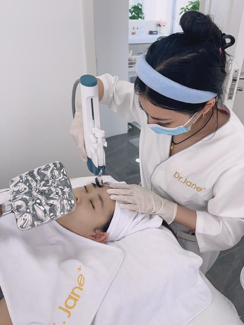 医美美容仪器操作视频教学,专业美肤，从正确使用开始 医美美容仪器操作视频教学,专业美肤，从正确使用开始 旅行地理